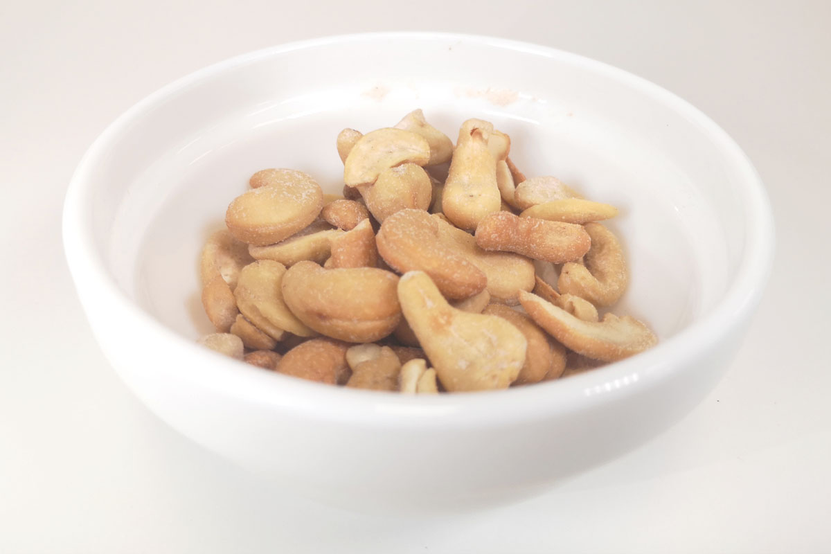Roasted Whole Cashews